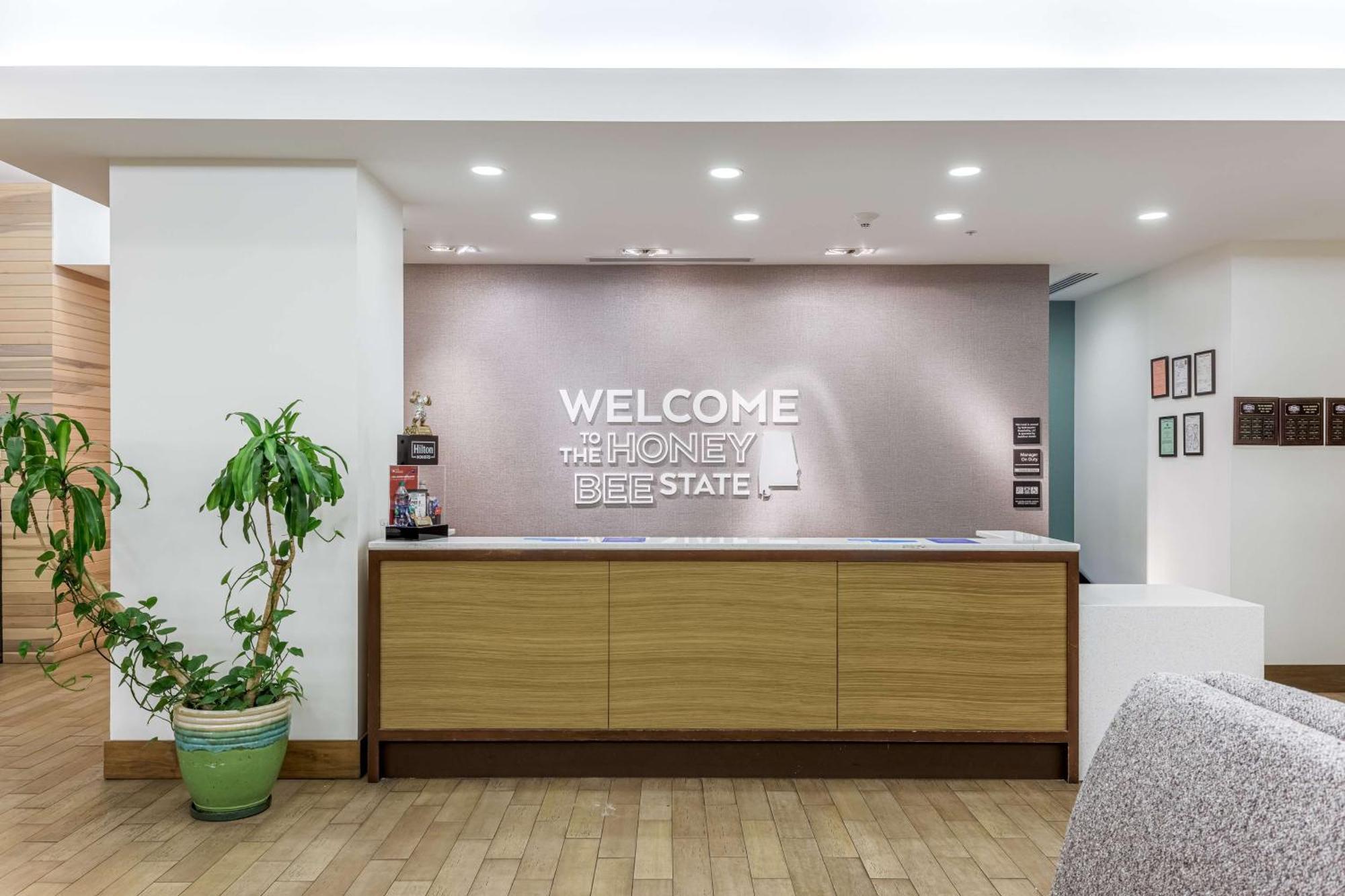 Hampton Inn & Suites - אורנג' ביץ' מראה חיצוני תמונה