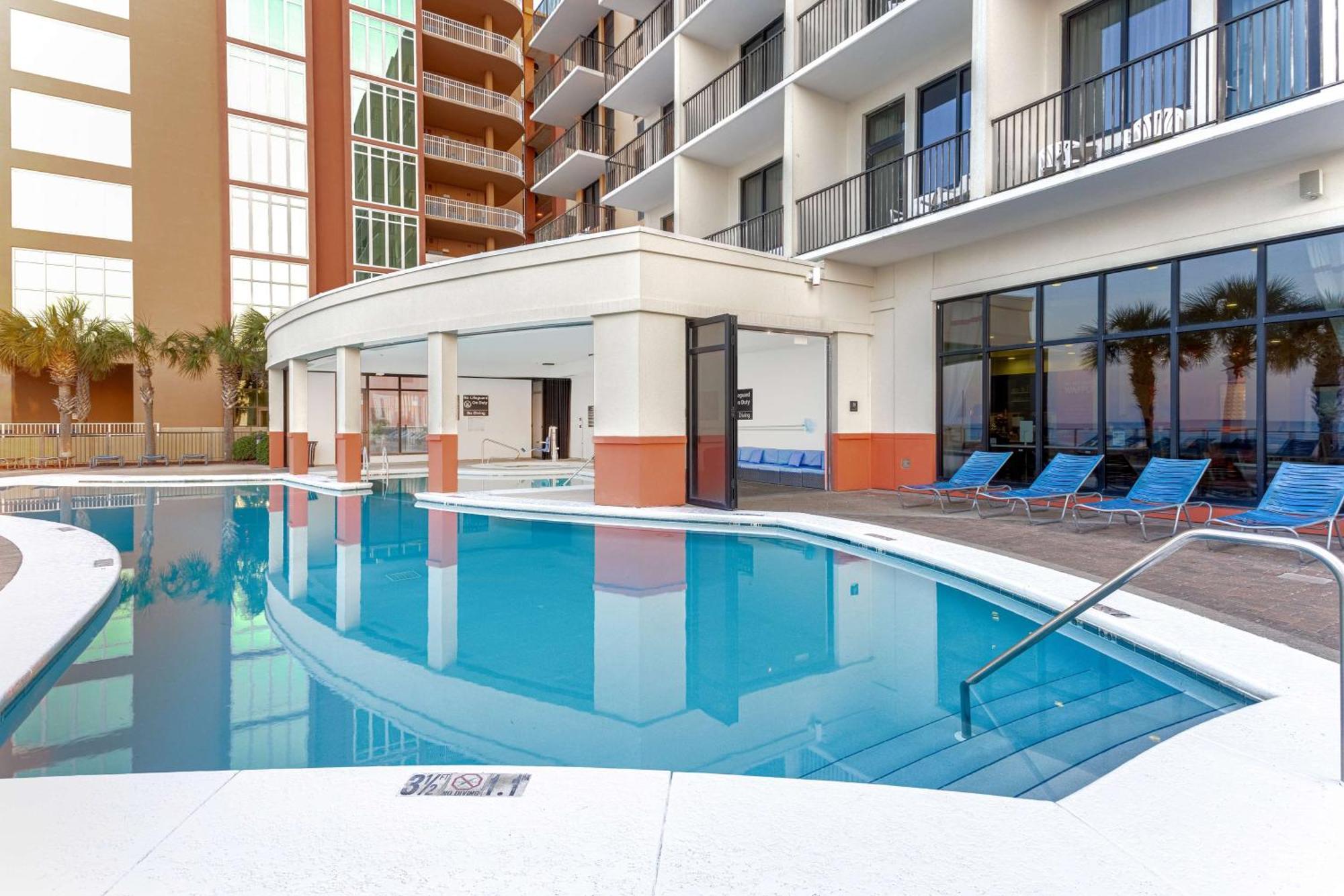 Hampton Inn & Suites - אורנג' ביץ' מראה חיצוני תמונה