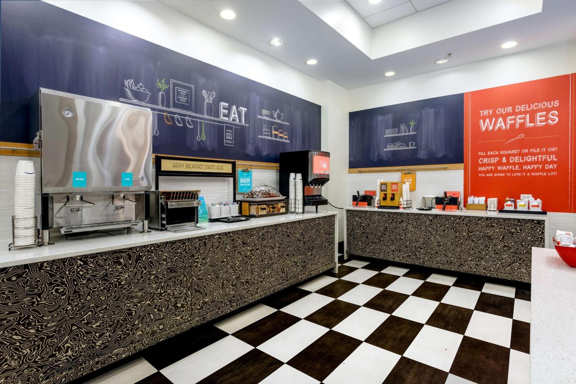 Hampton Inn & Suites - אורנג' ביץ' מראה חיצוני תמונה